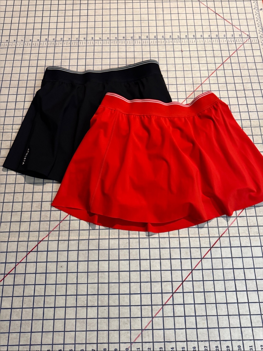 Athleta Black & Red Performance Tennis Skorts Duo